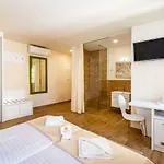 Idassa Atrium Gostinjska kuća 4*