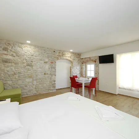 Affittacamere Idassa Atrium 4*