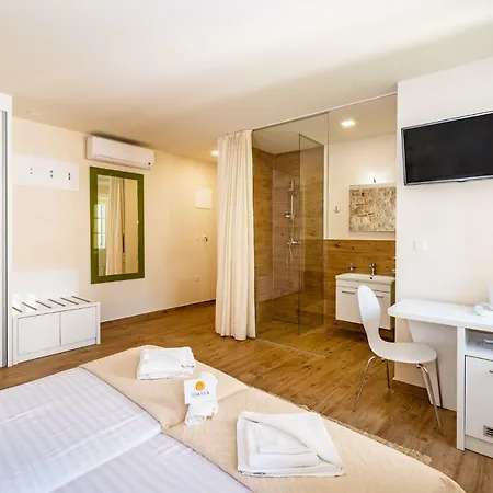 Idassa Atrium Affittacamere 4*