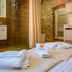 Idassa Atrium بيت ضيافة 4*