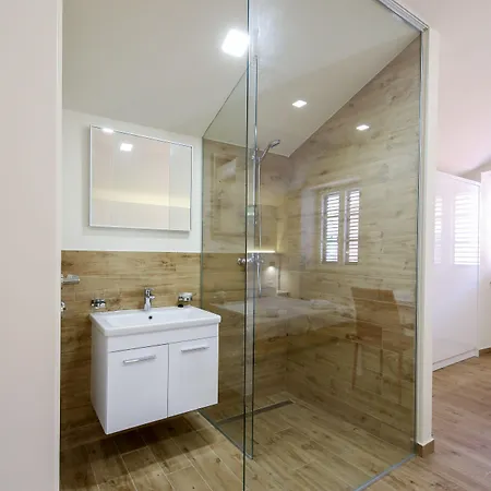 Idassa Atrium Vendégház 4*