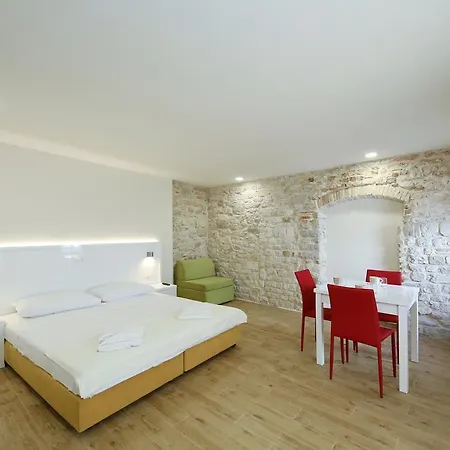 Vendégház Idassa Atrium 4*