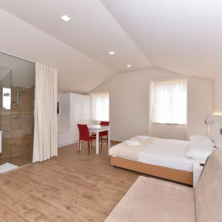 Idassa Atrium Vendégház