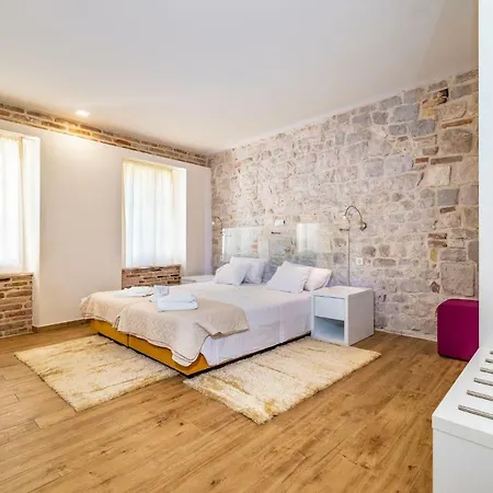 Idassa Atrium Gasthuis 4*